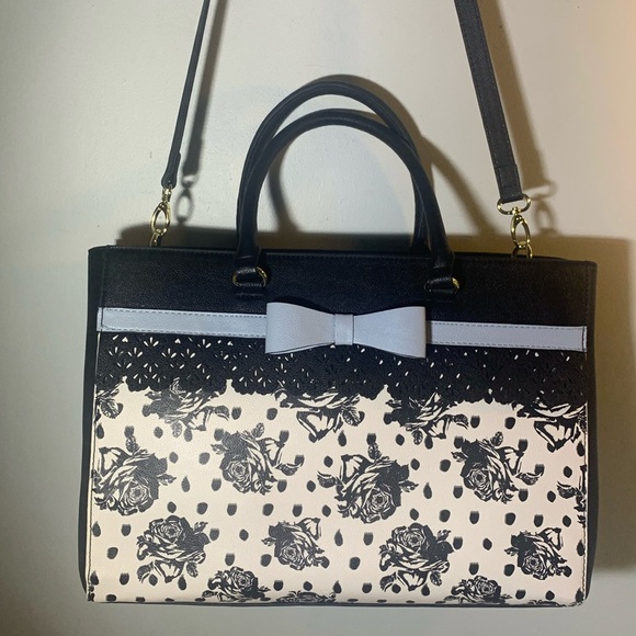 Betsey Johnson Handbags - Betsey Johnson black & white with rose print and light blue bow trim